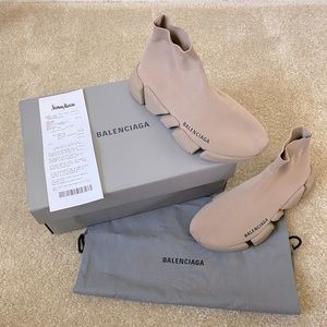 Balenciaga Women’s Speed 2.0 Beige Sneaker